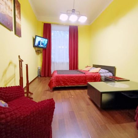 Apartment Anna Lviv Eksteriør bilde